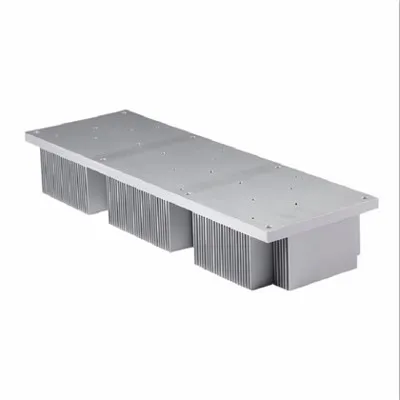 Большая алюминиевая пластина радиатора